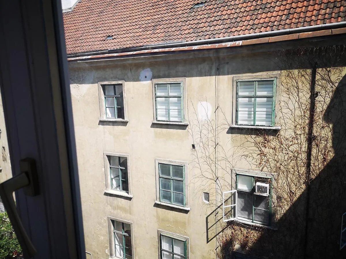 Apartment Vienna Studios Austria